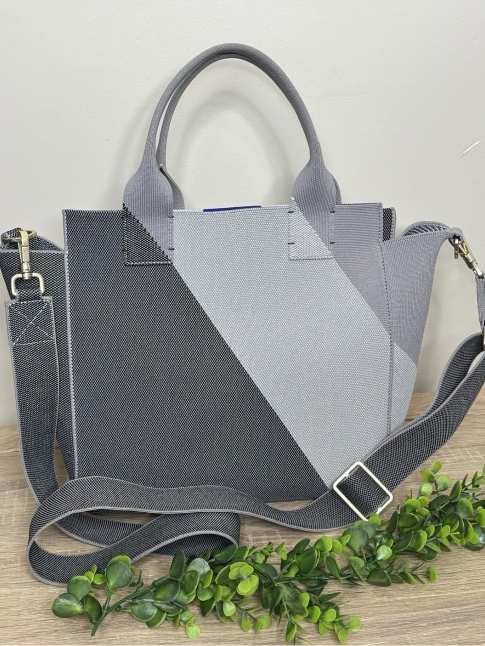 Rothy’s The Handbag Charcoal Grey Crossbody Tote Shoulder Bag Washable ~ Knit